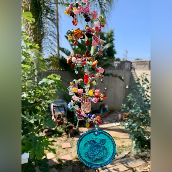 Stained Glass Blue Sea Turtle Beaded Ocean Metal Spiral Sun Catcher Mobile - Picture 10 of 10